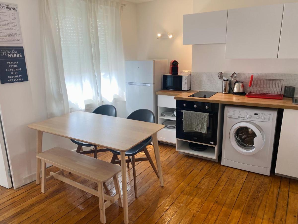 Apartment 2nd Floor Cozy Flat With Free Parking